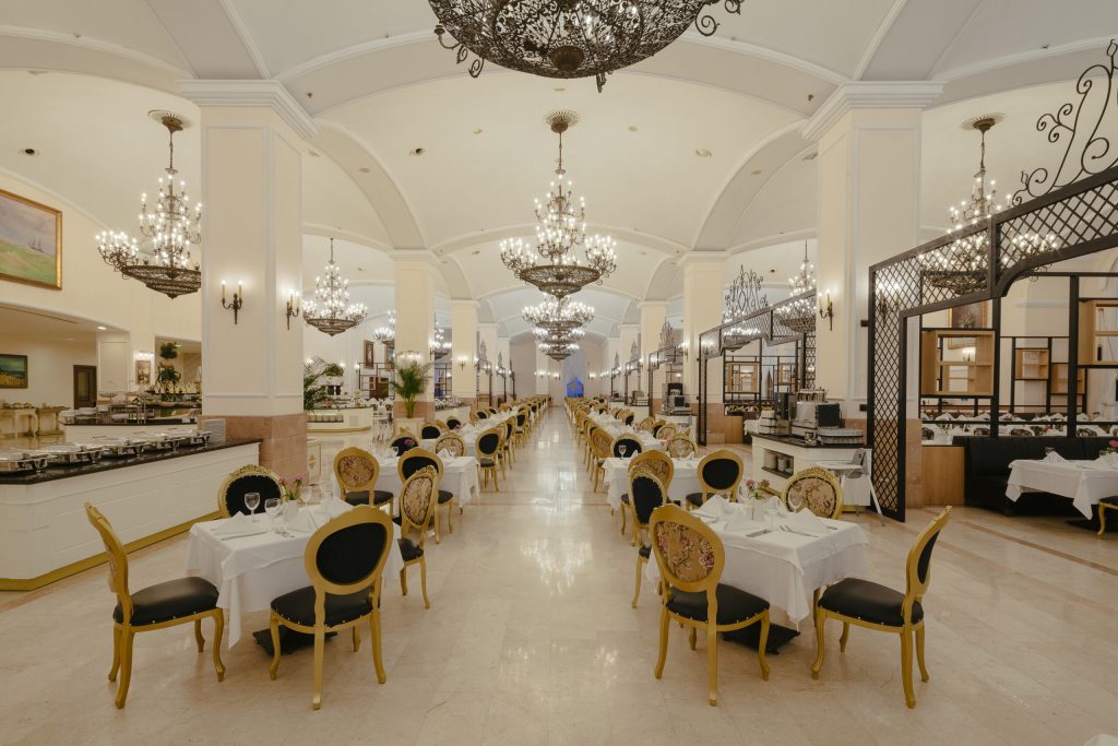 Main-Restaurant-1-MB-scaled