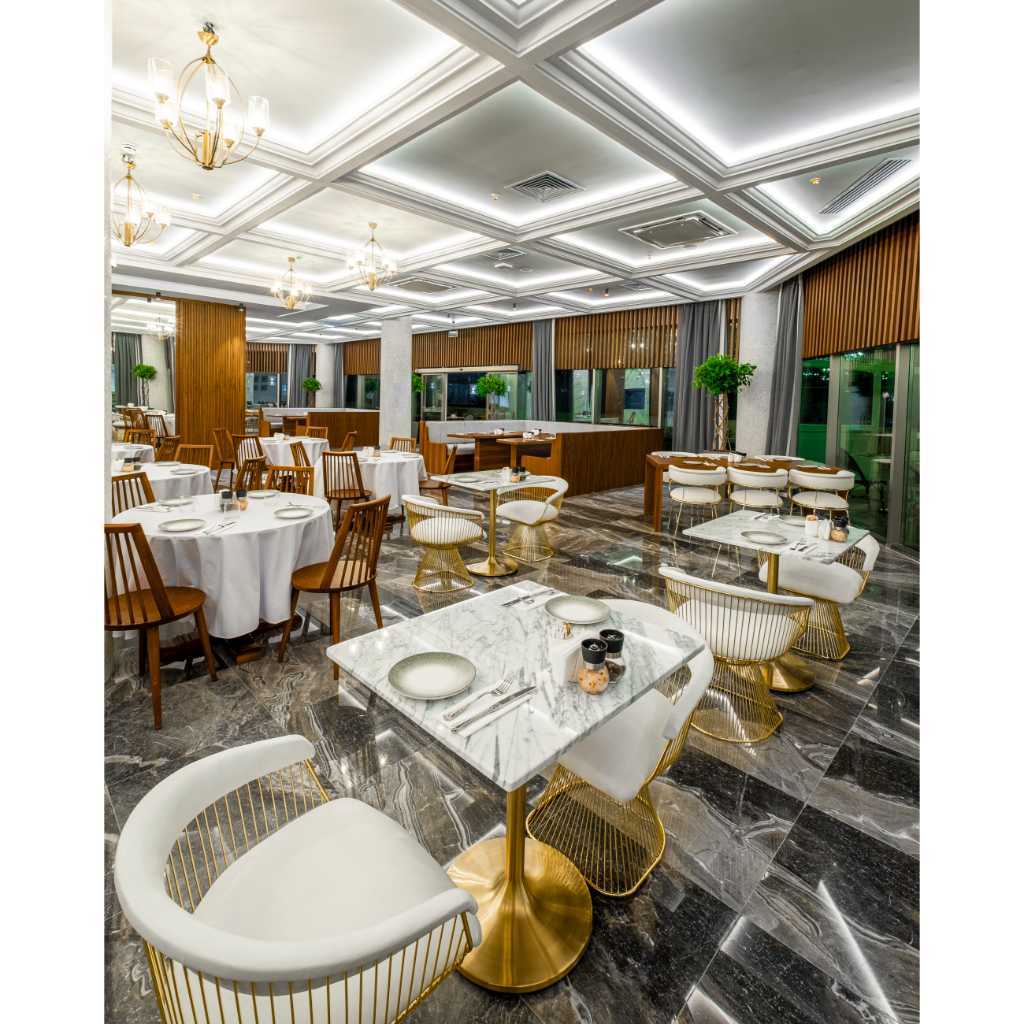 Platinum Restaurant7
